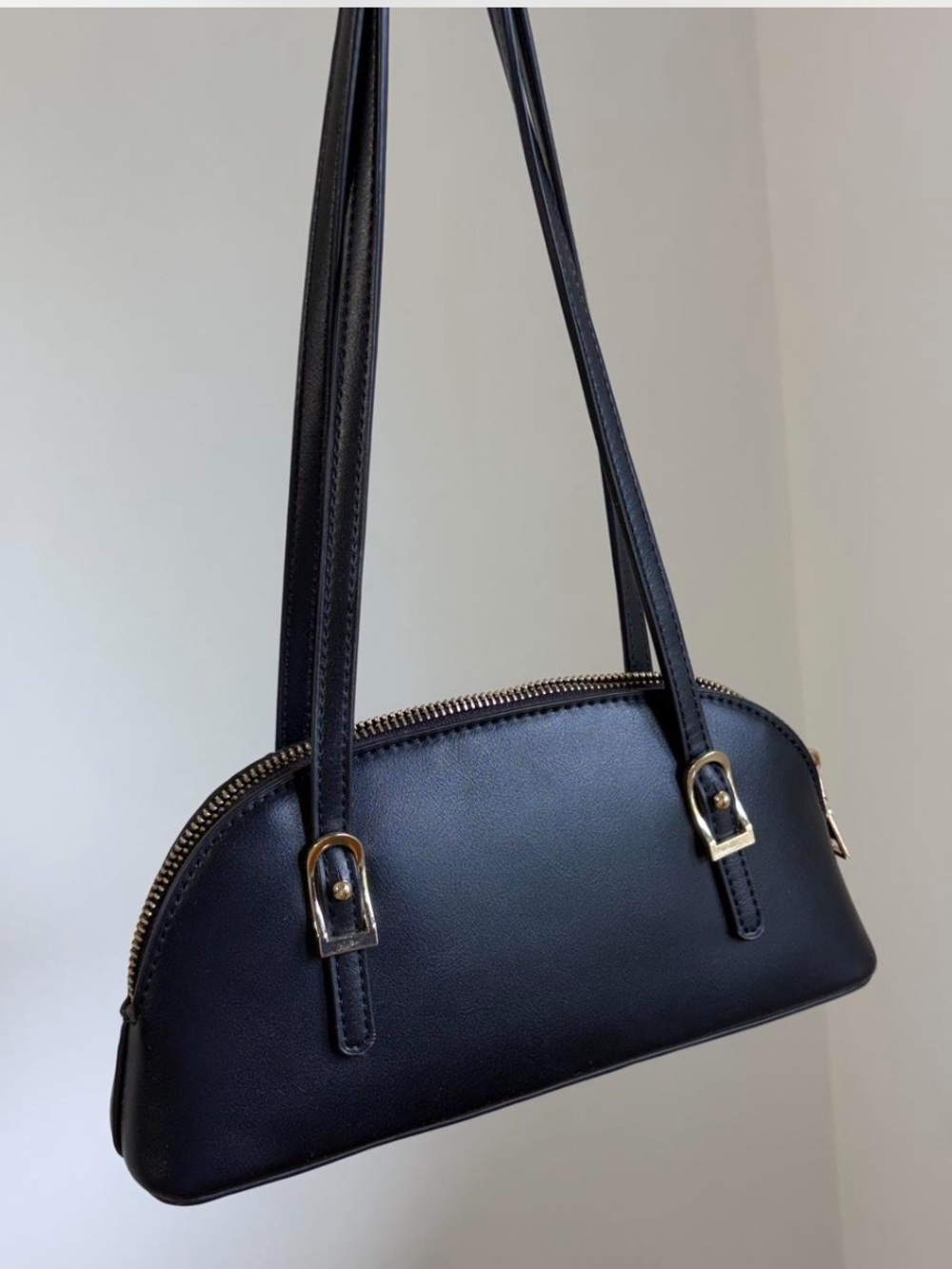 Classic Black Leather East West Shoulder Bag - Black